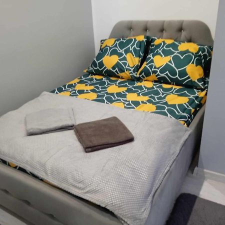 Komfortowy Apartament U Baltazara Duszniki Zdrój Exteriör bild